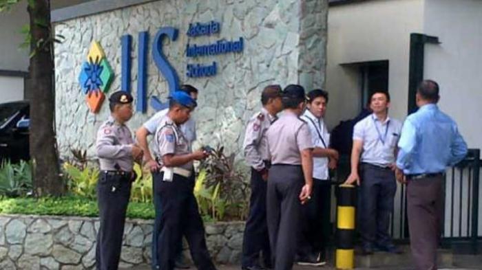 JIS Terbelit Kasus, Rencana Deportasi 26 Gurunya Didukung KPAI